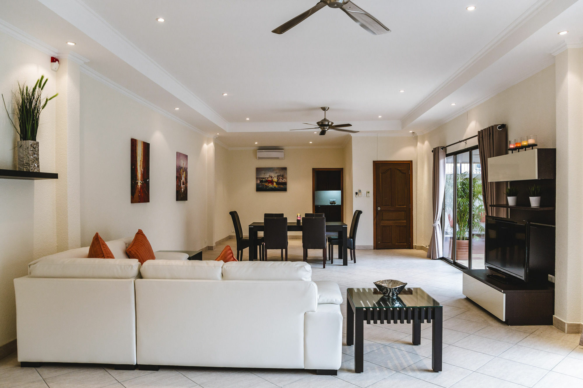 Pattaya Holiday Villas 挽腊茫郡 外观 照片