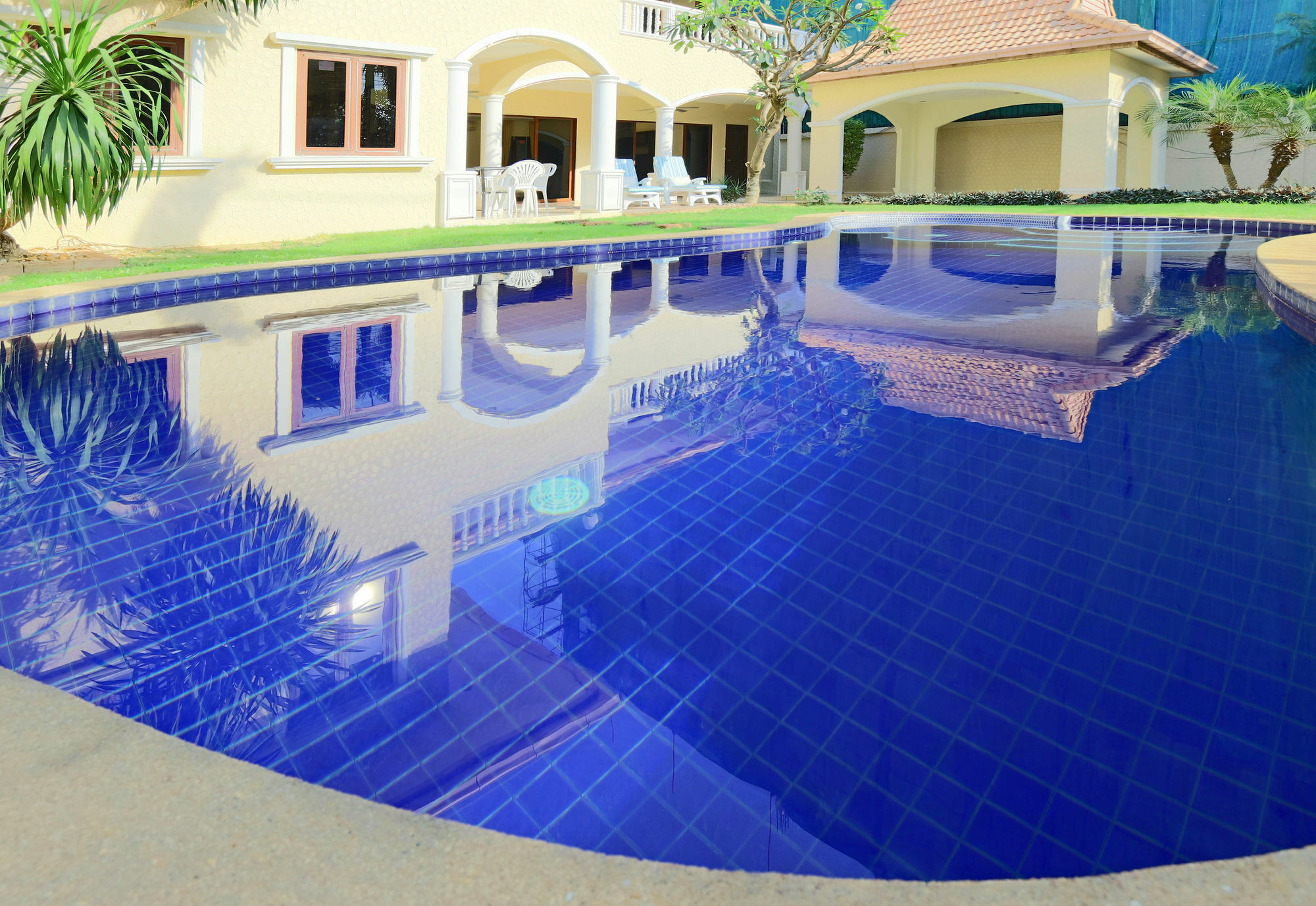 Pattaya Holiday Villas 挽腊茫郡 外观 照片