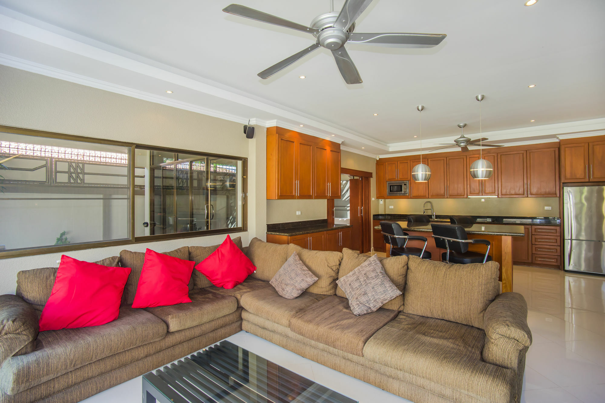 Pattaya Holiday Villas 挽腊茫郡 外观 照片